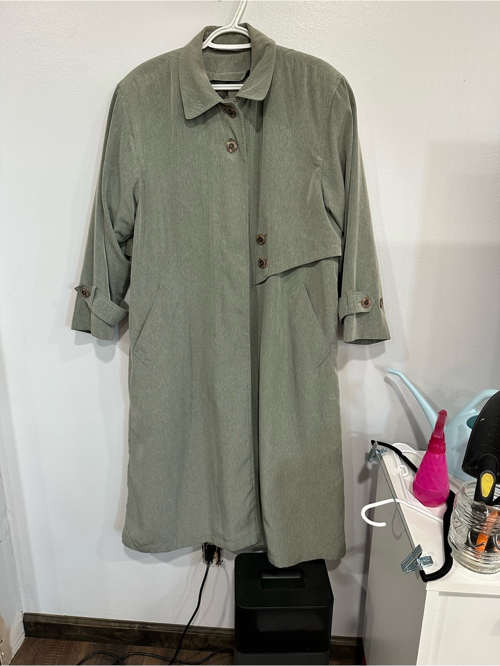 Vintage Misty Harbor Women’s Sage Green Long Trench Rain Coat Size 8P Petite